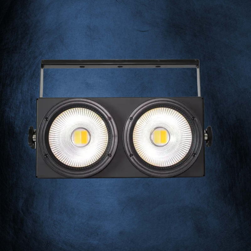 DML COB Blinder 2x100W, Licht Huren - Deejay Dm
